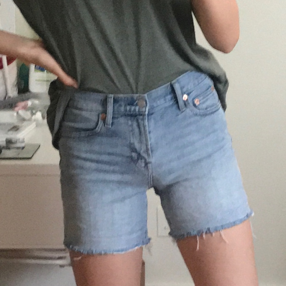 GAP light wash denim shorts